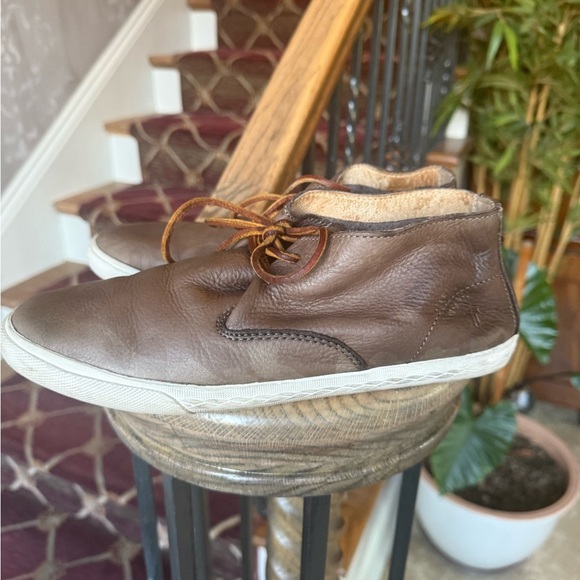 FRYE MINDY CHUKKA boot ladies size 9 leather lace up very good condition - Picture 6 of 9